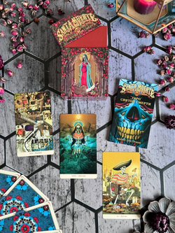 Карты-Премьер "Таро Святой Смерти / Santa Muerte Tarot, с золотым срезом"