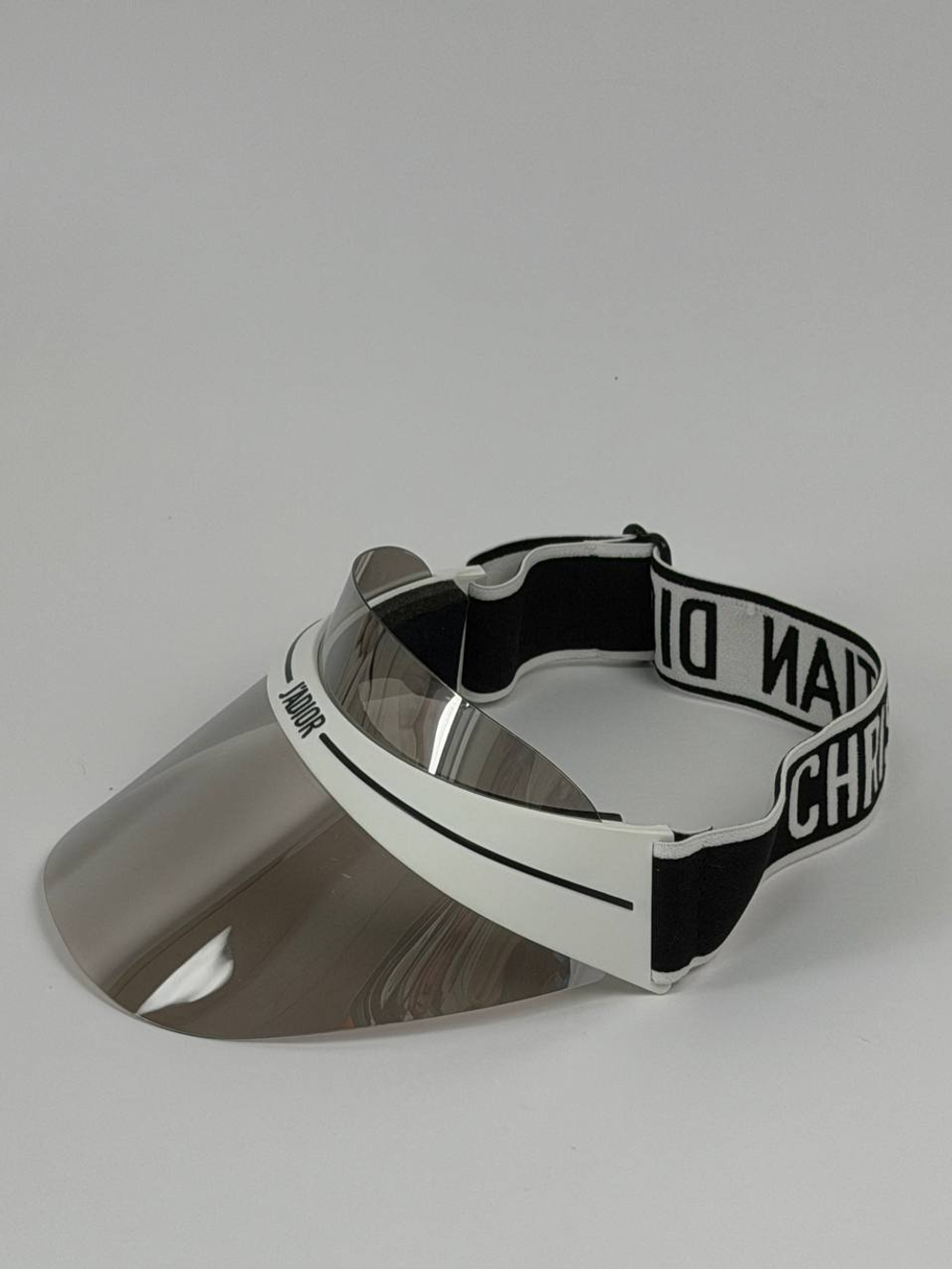 Козырек Christian Dior
