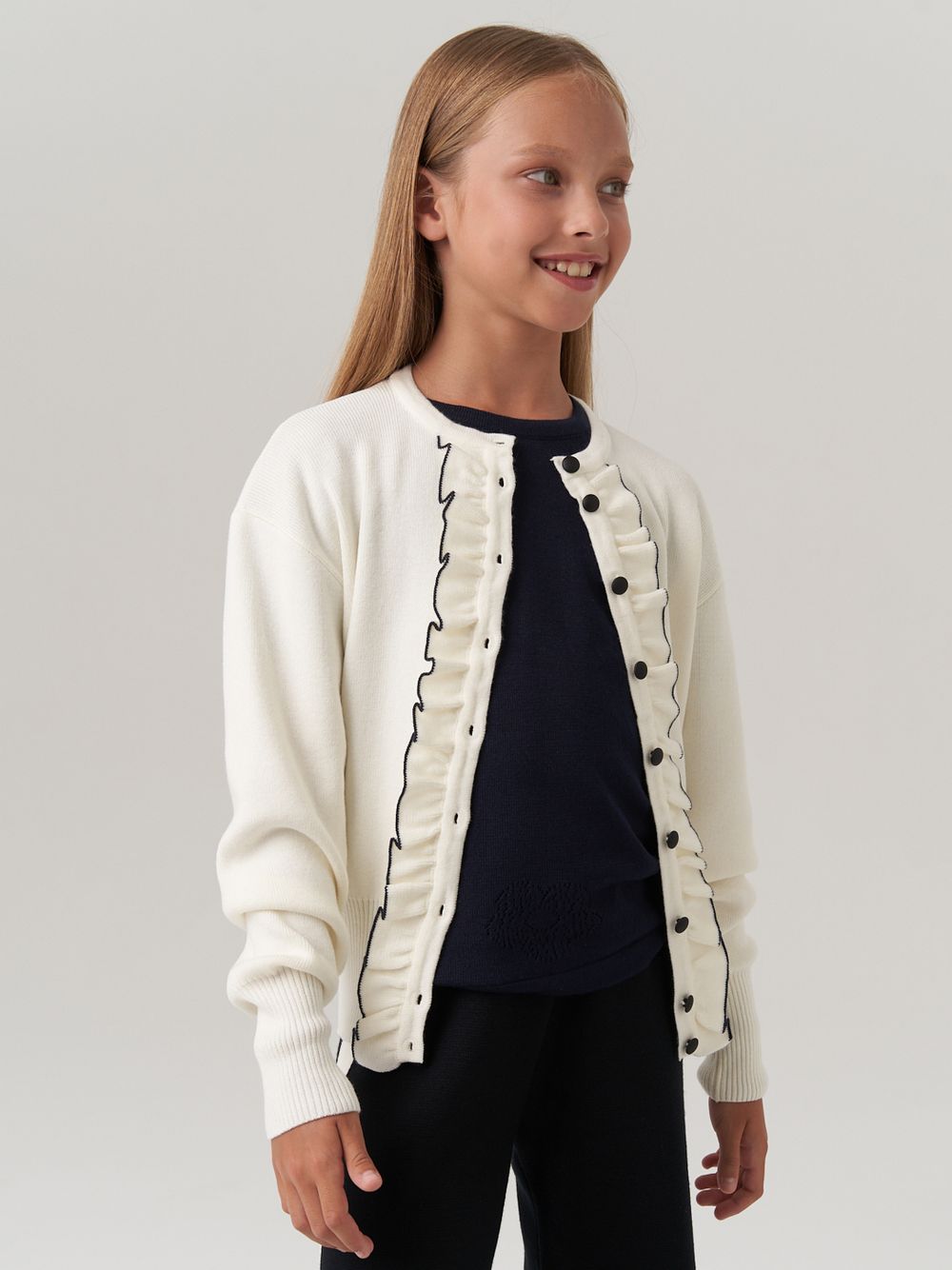 Кардиган школьный для девочки AT585 молочный