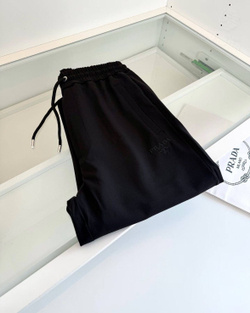 Спортивные штаны Prada