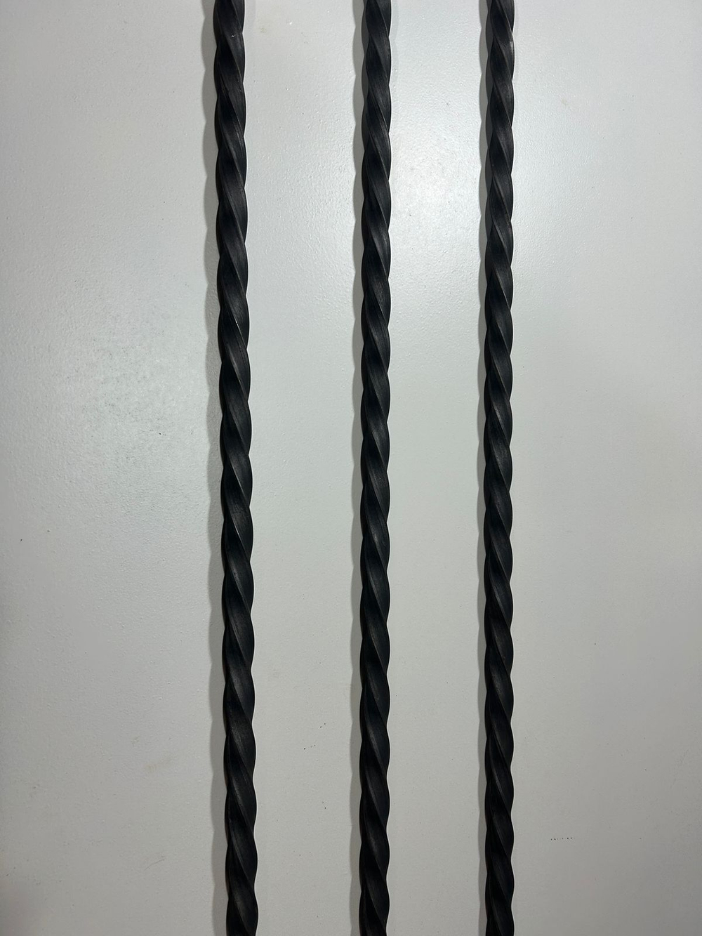 Кованый элемент торсион 1000мм квадрат полнотелый 14х14мм