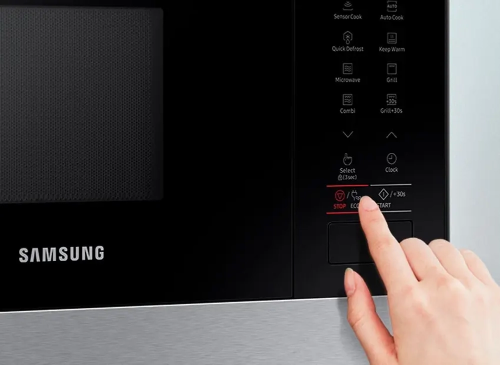 Микроволновая печь Samsung MG22M8054AK черный