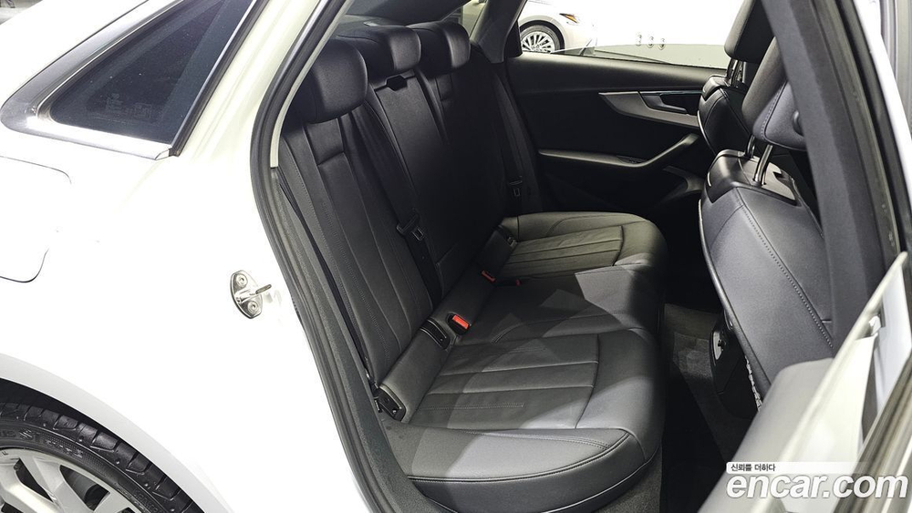 Audi A4 (B9) 40 TFSI (12.2022)