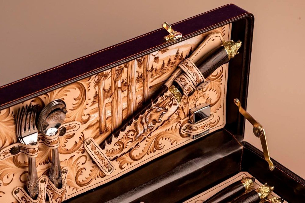 Подарочный набор для пикника в кейсе "Престиж №3"