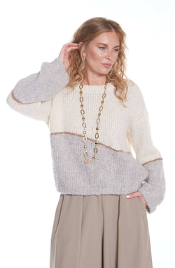 ОБЪЕМНЫЙ СВИТЕР