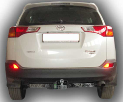 Фаркоп(прицепное) Лидер-Плюс для TOYOTA RAV 4 2013-2019 с нерж. пластиной (паспорт и сертификат в комплекте, без электрики)T116-F(N)