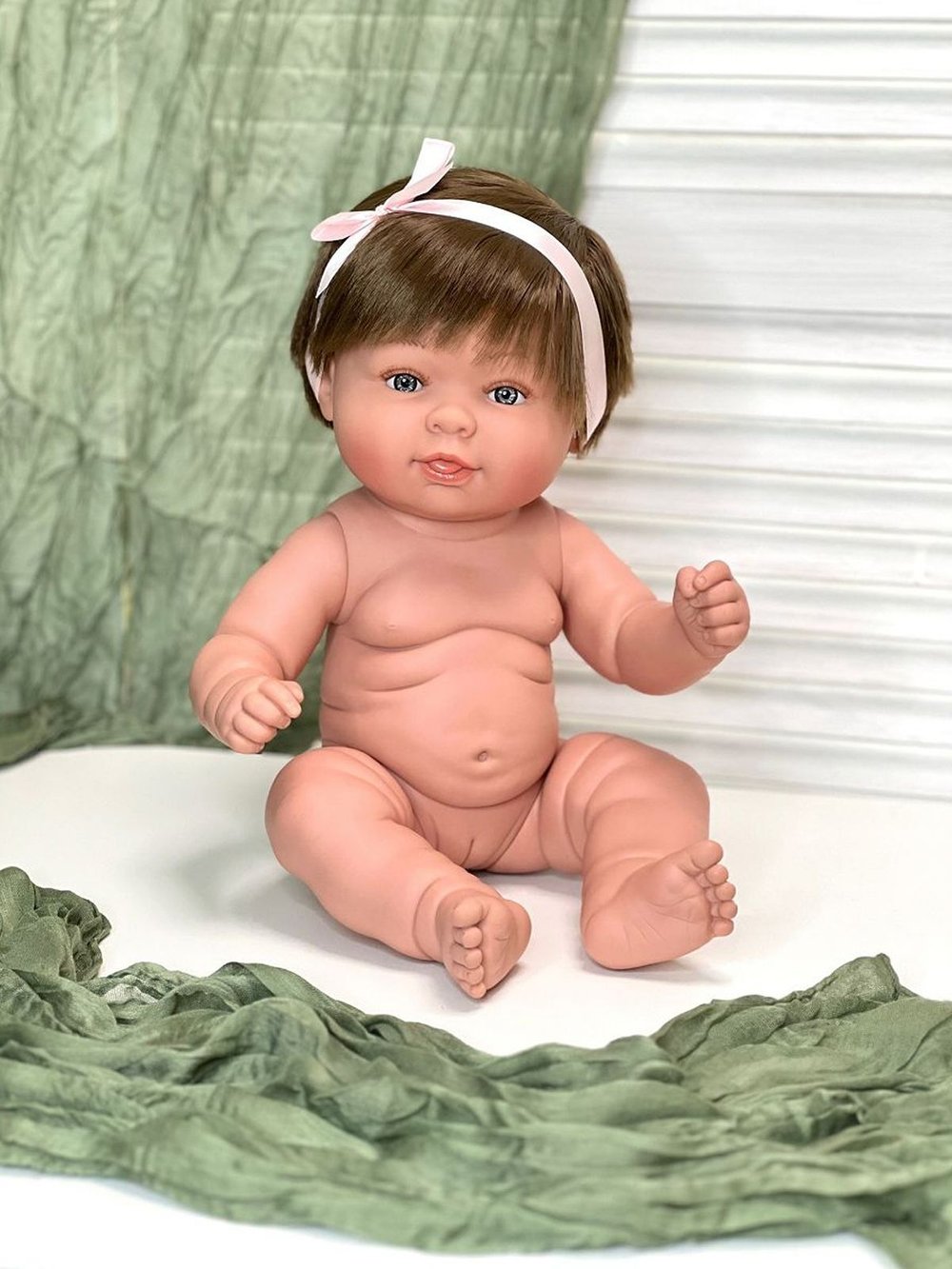 Кукла Manolo Dolls виниловая Manolita 45см в пакете (8300)