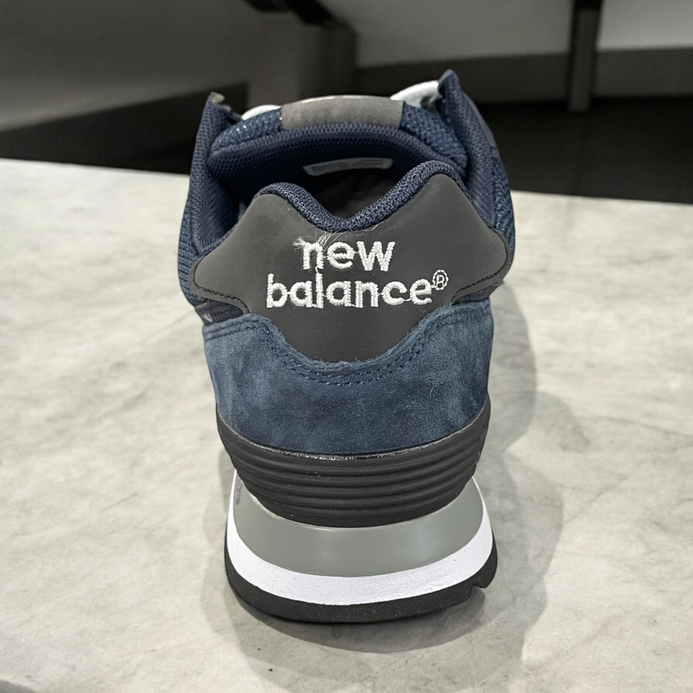 New Balance 574 • Blue