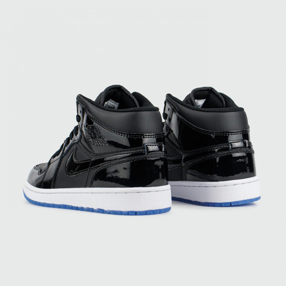 кроссовки Air Jordan 1 Mid Black White Ftwr. Wmns