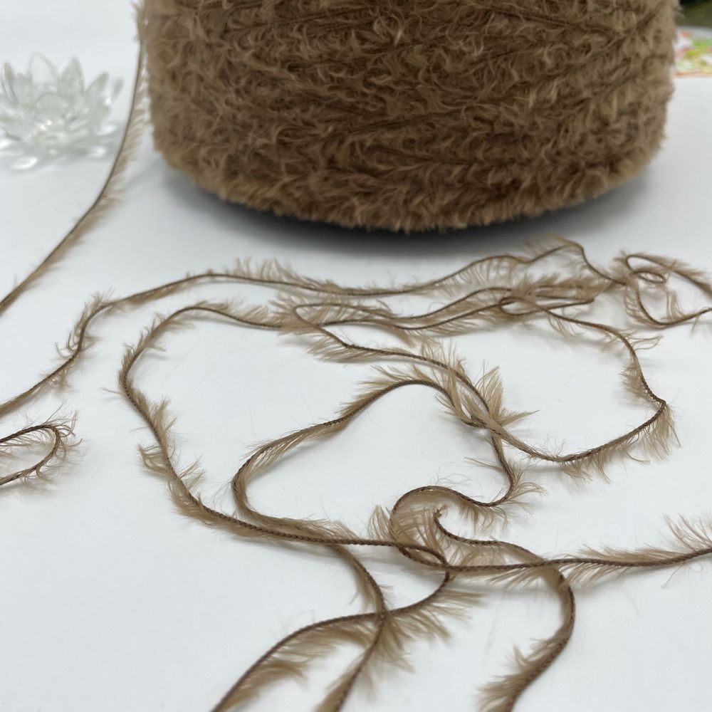 Фантазийная пряжа лебяжий пух травка на бобине