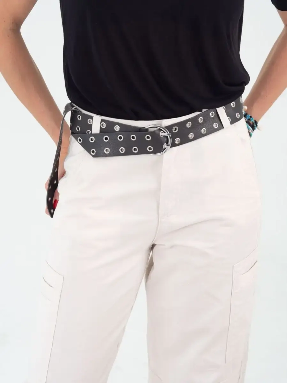 Ремень женский с двумя рядами люверсов