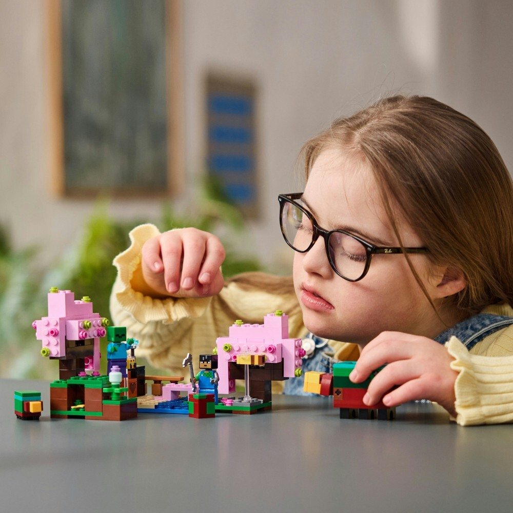 LEGO Minecraft - Вишневый сад 21260 / артикул   21260  / GTIN 5702017583365