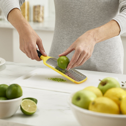 Терка с двумя лезвиями Joseph Joseph Multi-Grate