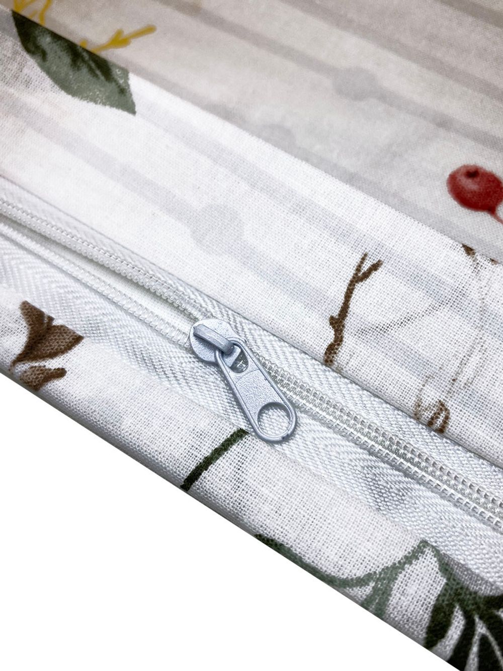 Постельное белье перкаль Сказка "Сочельник (кр)" 1,5-сп Наволочка 50х70 см 1 шт Простынь 150x215 см Пододеяльник 145x215 см