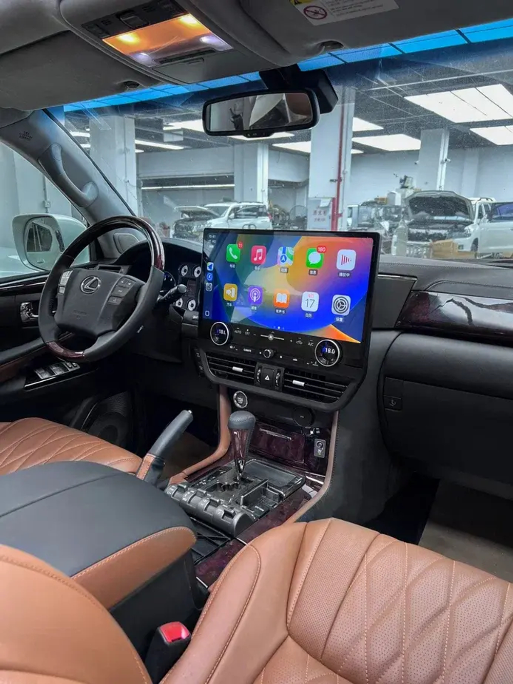 Магнитола для Lexus LX570 2007-2015 - Carmedia ZF-3037-GE на Android 13, 8Гб+128Гб, CarPlay, 4G SIM-слот