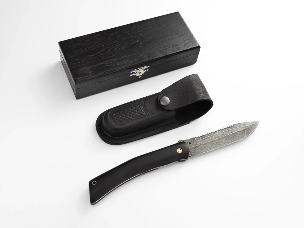 Складной нож "Скелетон", дамасская сталь, рукоять черный мореный граб