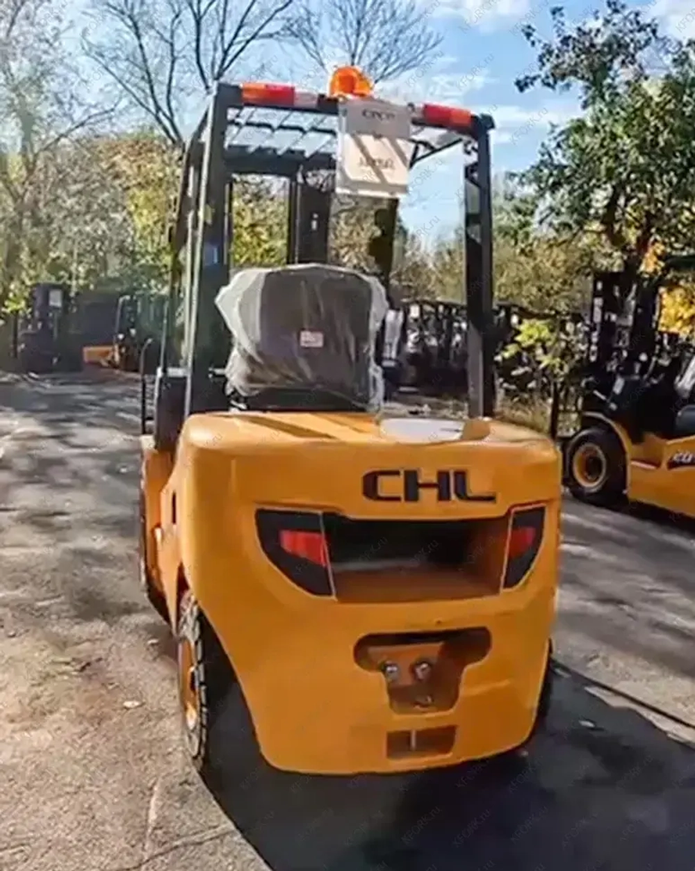 Вилочный автопогрузчик CHL 3,0 т с диз. двигателем Isuzu