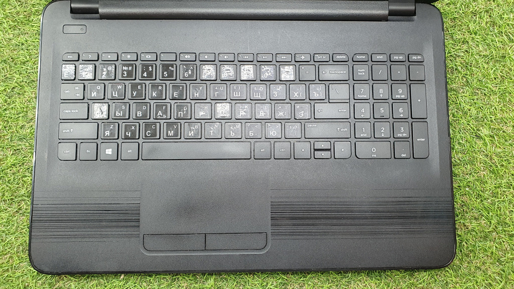 Ноутбук HP i3-6/8 Gb/15-ay009dx (X7T50UA)/Windows 10