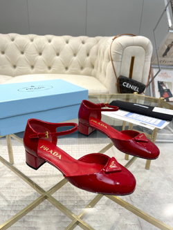 Prada Pumps