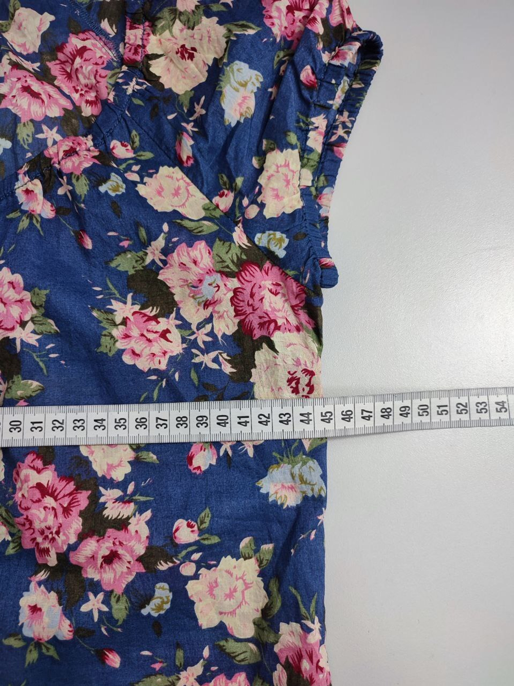 Блузка Esprit с цветами 42 размер