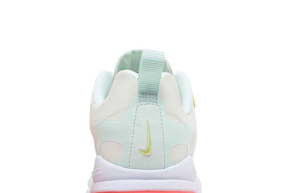 Кроссовки Nike Air Max 270 React (Женская размерная сетка)