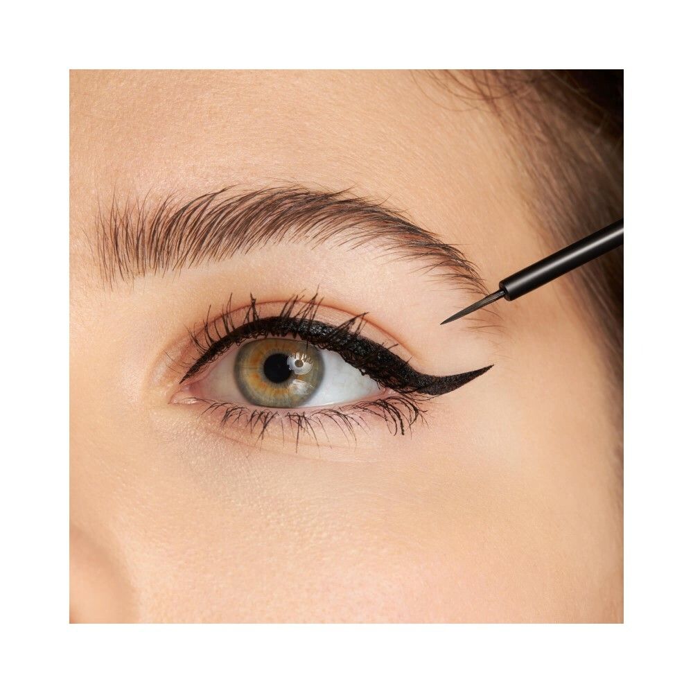 RBG Russian Beauty Guru Жидкая подводка для глаз "Черная Москва", 5 мл