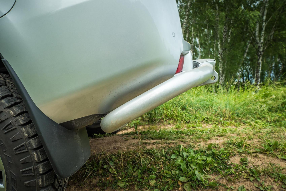 Бампер силовой задний Toyota Land Cruiser Prado 150 c квадратом под фаркоп РИФ