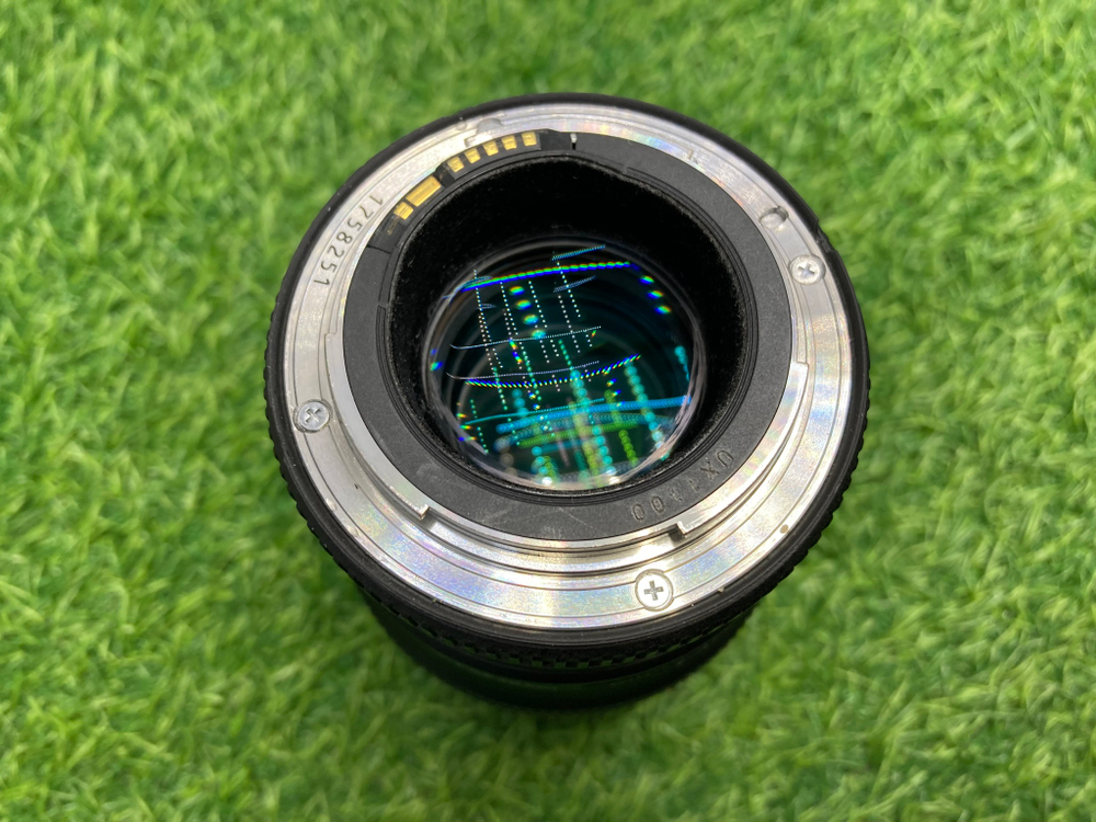 Canon EF 100mm 2.8L IS Macro USM