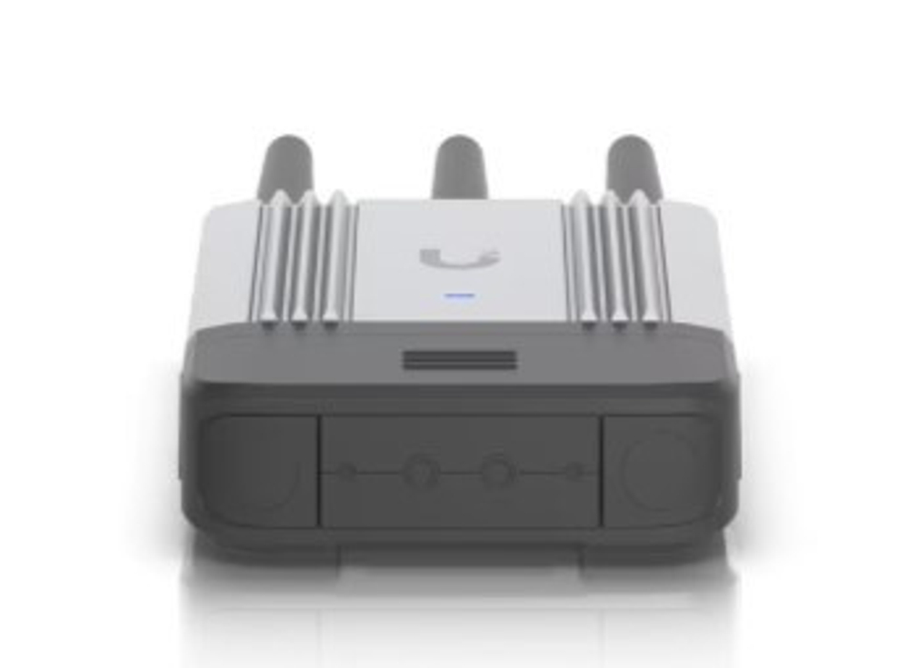 Маршрутизатор Ubiquiti UMR-Industrial