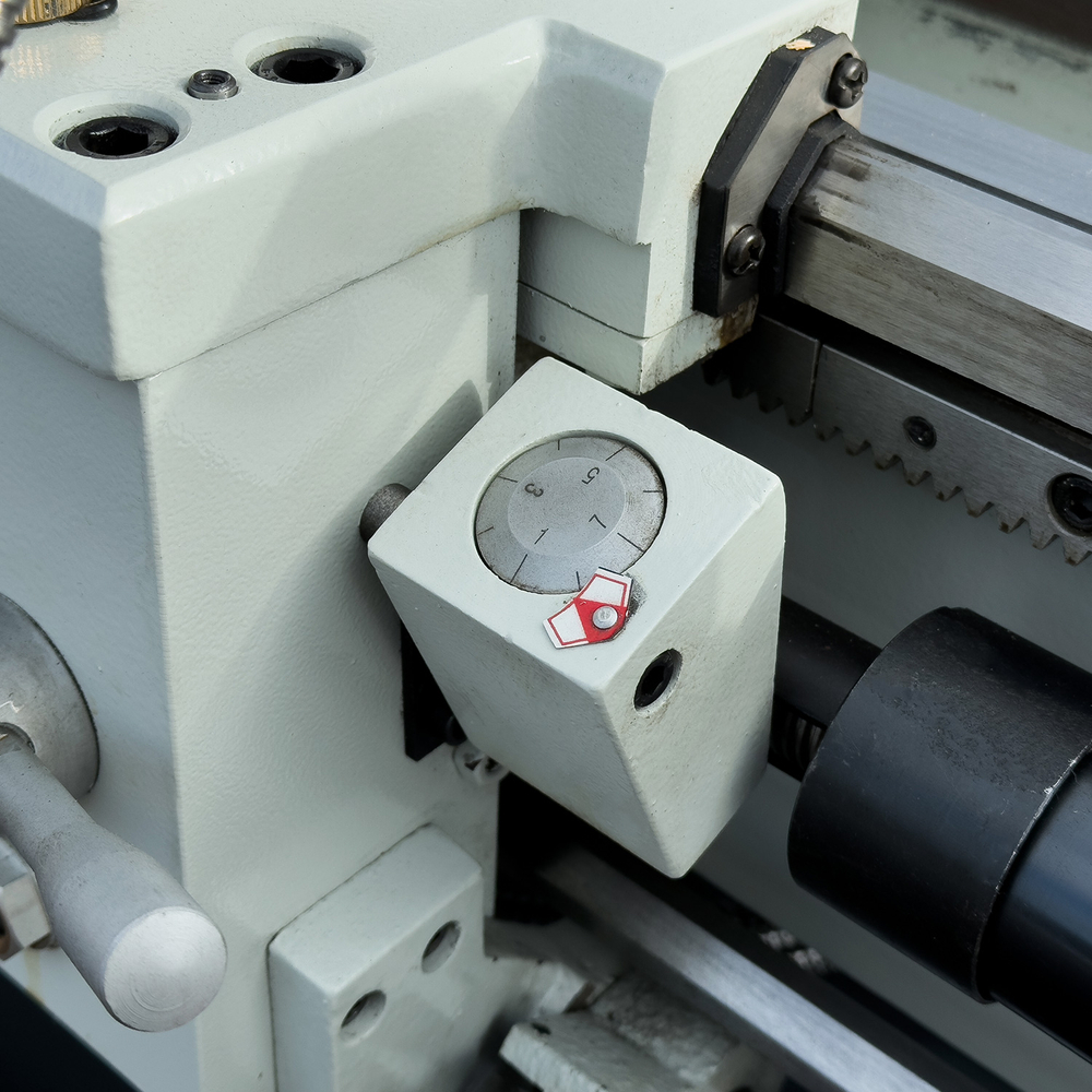 PROMA SPZ-1000 универсальный токарный станок с УЦИ