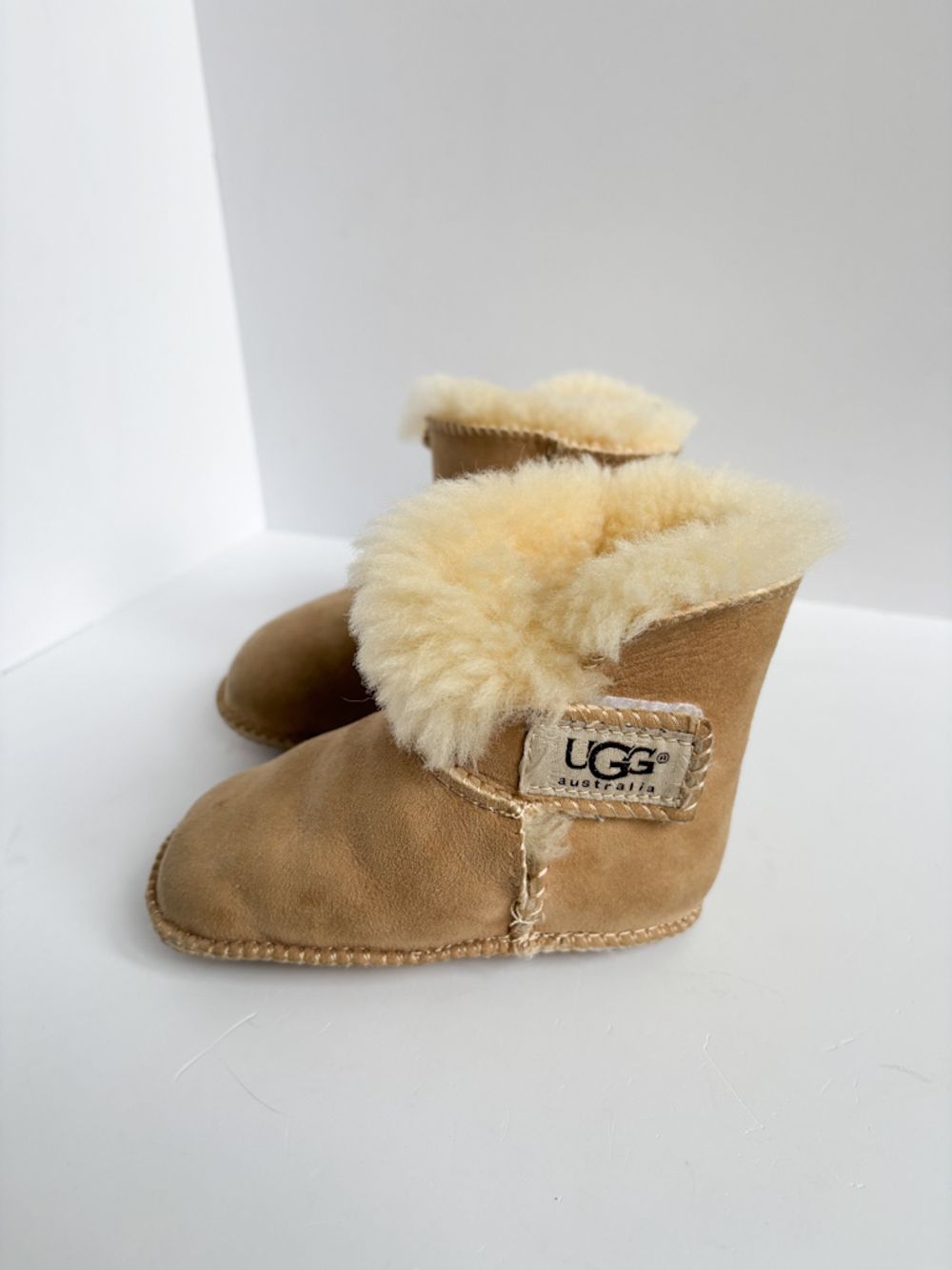Меховые пинетки UGG, 19