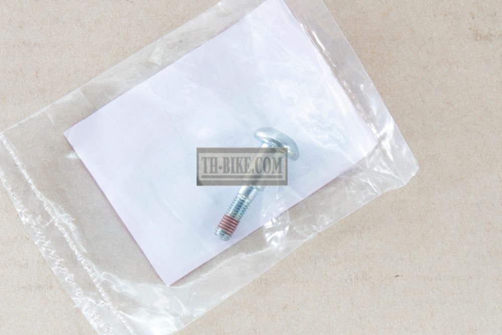 90115-MBG-D00. BOLT, STEP LOWER PLATE