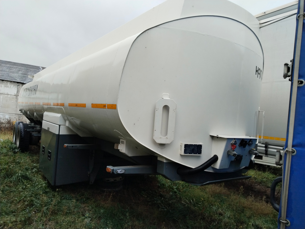 Компания автоприцепов 9639* Полуприцеп цистерна 9639L