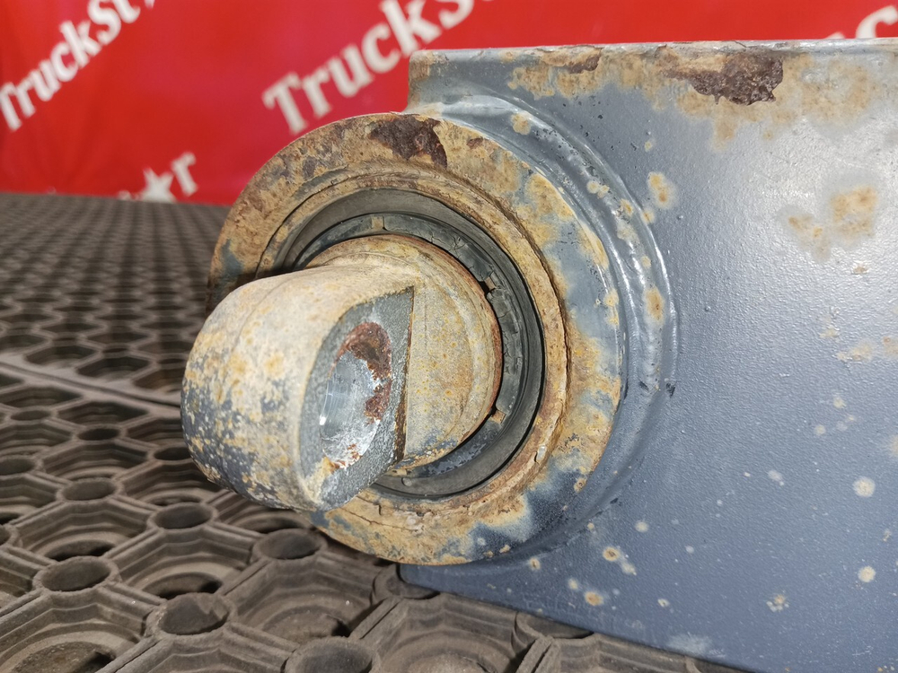 Стабилизатор задний 2019г