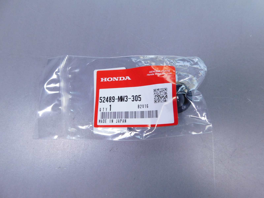 сайленблок заднего амортизатора Honda X4 VTX1300 VTX1800 GL1500C Valkyrie 52489-GS3-003