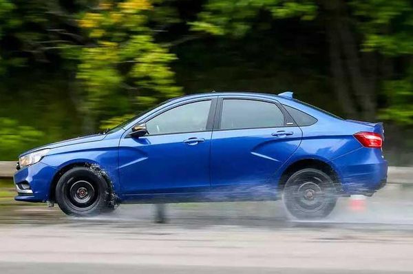 Шины 195 65 R15: надежный выбор для вашего автомобиля