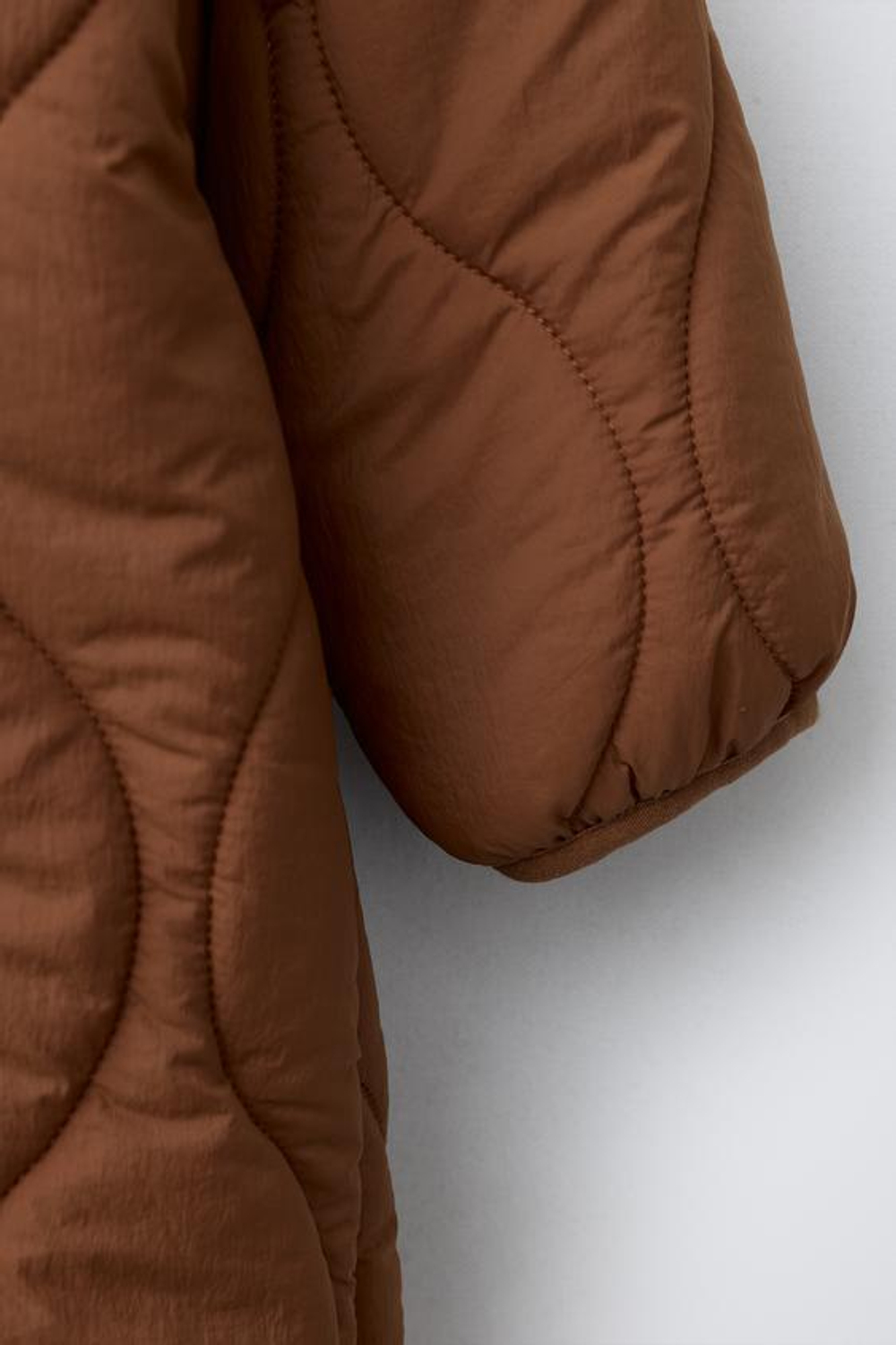 ZARA ДЛИННЫЙ СТЕГАНЫЙ КОМБИНЕЗОН, ЧЕРЕПИЧНЫЙ