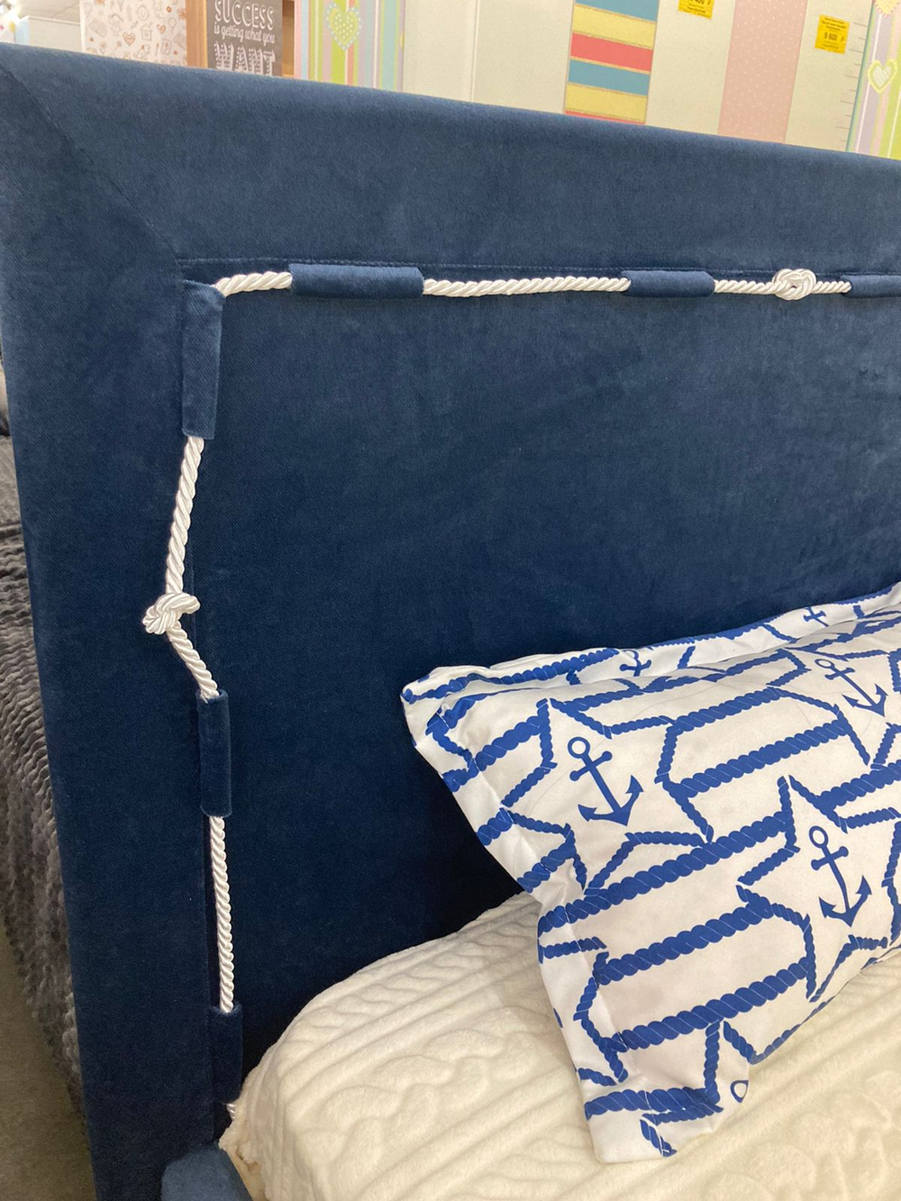 Кровать с настилом Севилья-15 (ягуар нэви/микровелюр якорь)