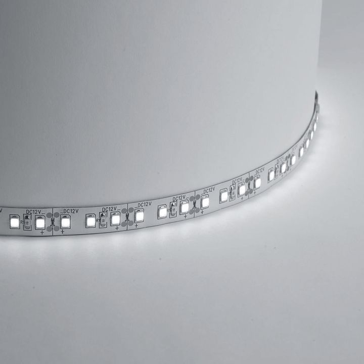 Светодиодная лента Feron 9,6W/m 120LED/m 2835SMD белый 5M LS612 41448