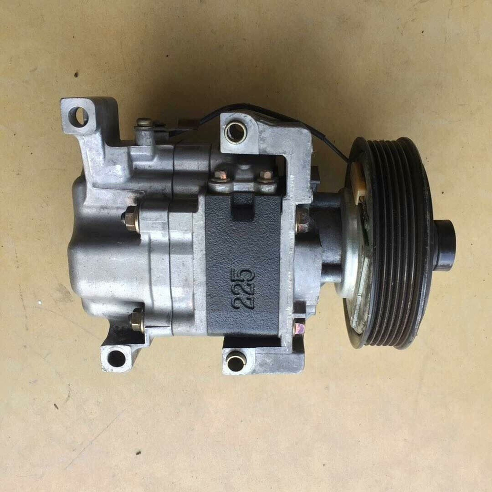 Компрессор кондиционера Mazda 6 2.5, B50