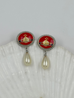 Серьги с красной эмалью и «жемчугом» Vivienne Westwood (только онлайн)