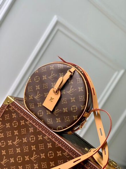Louis Vuitton Boite Chapeau Souple MM