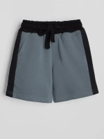 Спортивные шорты для мальчика на лето