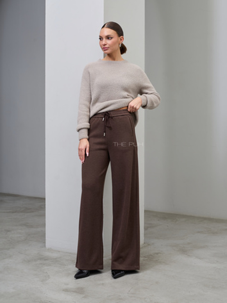 Коричневые брюки из плотного трикотажа