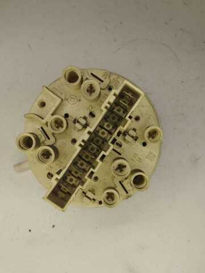 21 Датчик уровня воды Electrolux 1321419408 б/у для стиральных машин