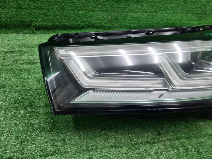 Фара левая Audi Q5 2 80A (2017-2020) LED