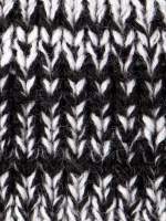 Шапка детская вязаная осенняя на завязках