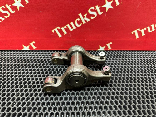 Вал рокеров в сборе