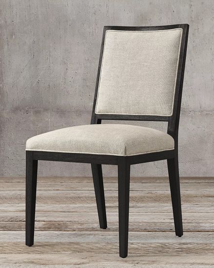 Чёрный стул из дуба “Карлайл”