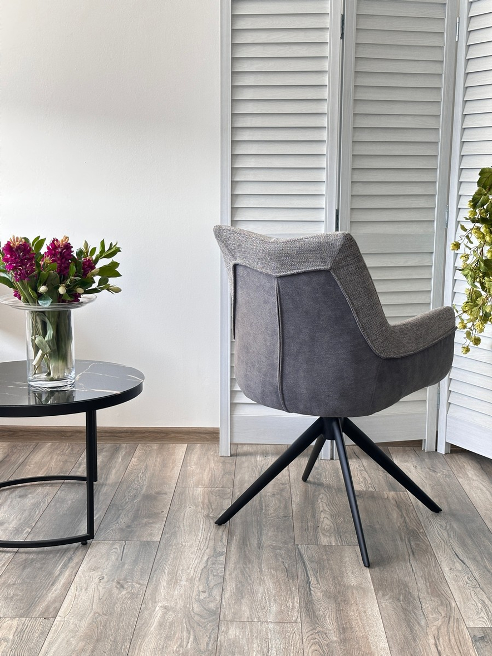 Стул М-City DISAUR Понтус (Pontus) поворотный на 360 градусов, Серый, темно-серый (Kn01-03, Bz1046-02 ), Черный Карк